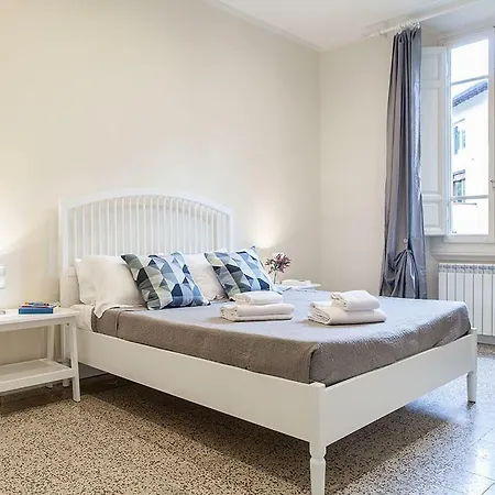 Casa Fiorenza Apartment *